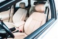 Ford Mondeo Wagon - 2.3-16V Ghia Automaat | Stoelverwarming | Lederen bekleding | Schuif/kanteldak | - 1 - Thumbnail