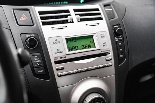 Toyota Yaris - 1.3 VVTi Sol | Airconditioning | Nette auto - 1