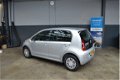 Volkswagen Up! - 1.0 move up Lage km stand Airco, Elektrische Ramen, Centrale deurvergrendeling Boek - 1 - Thumbnail