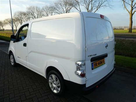 Nissan NV200 - ELECTRIC nav business - 1