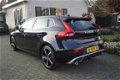 Volvo V40 - D2 R-Design Navi/Xenon/Leer/Cruise/18'' - 1 - Thumbnail