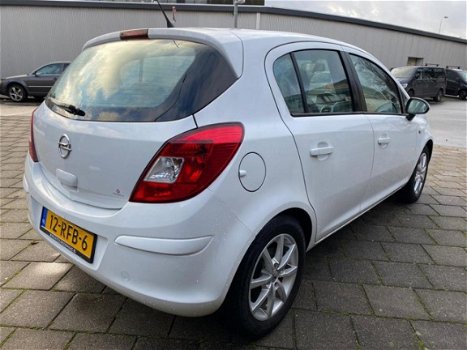 Opel Corsa - 1.3 CDTi EcoFlex S/S Edition met APK - NAVI- NAP - Airco- Velgen - 1