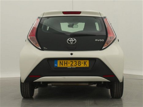 Toyota Aygo - 1.0 VVT-i x-now / AIRCO / AUDIO / EL. PAKKET / * APK 02-2021 - 1