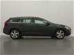 Volvo V60 - 1.6 D2 Momentum / NAVI / LEDER - STOF / AIRCO-ECC / CRUISE CTR. / PDC / TREKHAAK / LMV - 1 - Thumbnail