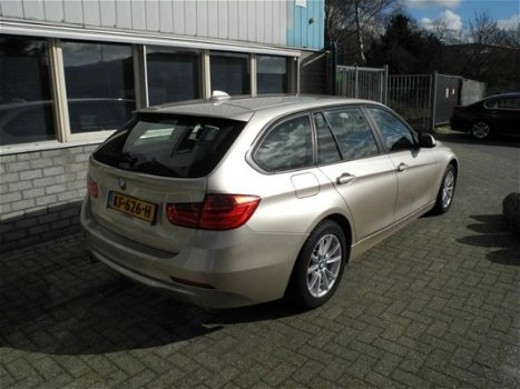 BMW 3-serie Touring - 318d High Executive - 1