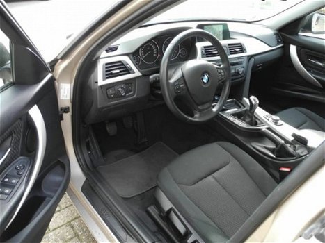 BMW 3-serie Touring - 318d High Executive - 1