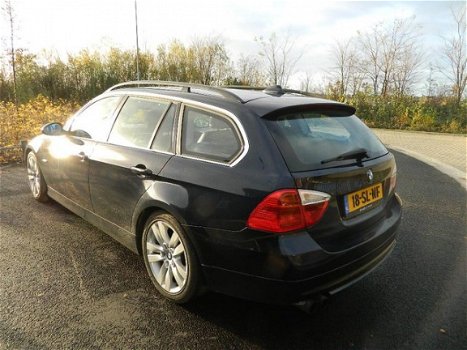 BMW 3-serie Touring - 330d PANORAMDAK LEER XENON - 1