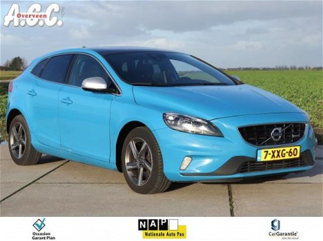 Volvo V40 - 2.0 D4 R Design 190pk Leer Navi Panodak - 1