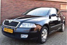 Skoda Octavia - 1.6 Ambiente '08 Airco Cruise