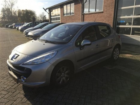 Peugeot 207 - 1.4-16V XS - 1