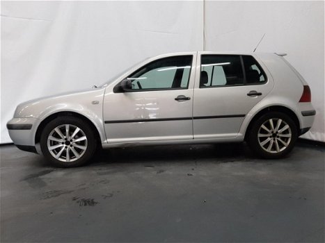 Volkswagen Golf - 1.9 TDI Trendline - 1