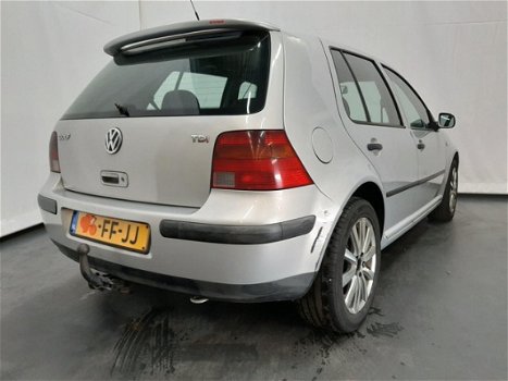 Volkswagen Golf - 1.9 TDI Trendline - 1