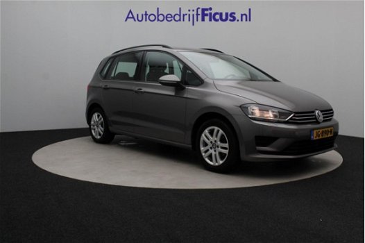 Volkswagen Golf Sportsvan - 1.2 TSI Easyline ZEER NETTE AUTO MET CRUISE CONTROL / STOELVERWARMING / - 1