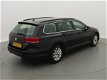 Volkswagen Passat Variant - 1.6 TDI 120pk BMT Comfortline (PDC/CLIMA/NAVI/CRUISE) - 1 - Thumbnail