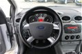 Ford Focus - 1.6 Comfort 5 DEURS uitv. Airco, verw. voorruit - 1 - Thumbnail