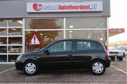 Renault Clio - 1.5 dCi Authentique Basis / APK 10-2020 / 2005 - 1