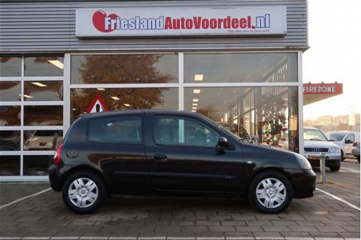 Renault Clio - 1.5 dCi Authentique Basis / APK 10-2020 / 2005 - 1