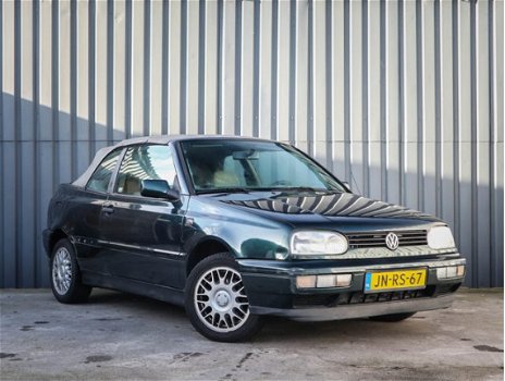 Volkswagen Golf Cabriolet - 1.8, Nwe APK - 1