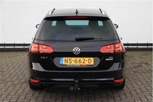 Volkswagen Golf Variant - 1.6 TDI 110PK Connected Series | Parkeersensoren | Navigatie | 17