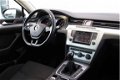 Volkswagen Passat Variant - 1.6 TDI Business Edition | LED | Parkeersensoren | Climate control | Tre - 1 - Thumbnail