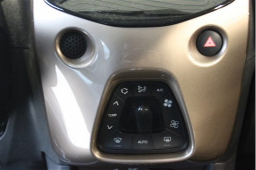 Citroën C1 - 1.0 VTi Origins Climate Control - Achteruitrijcamera - Two-tone dak) - 1