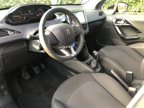 Peugeot 208 - 1.2 PureTech Active , Navi, Airco, Led, Cruisecontrol - 1