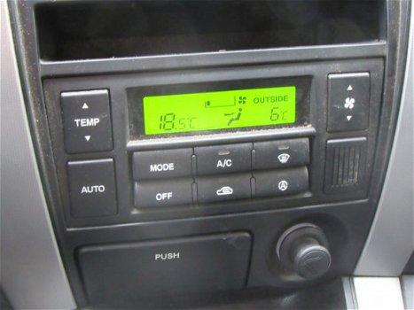 Hyundai Tucson - 2.0i Style | Clima | - 1