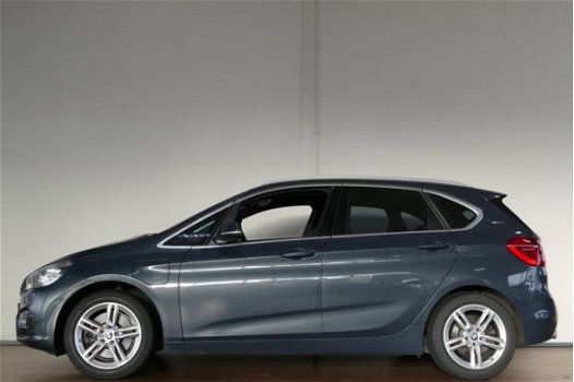 BMW 2-serie Active Tourer - BWJ 2015 225xe Luxury NAVI / CLIMA / CRUISE / LEER / STOELVERWARMING / P - 1