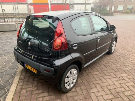 Peugeot 107 - 1.0 Active 5drs NL auto 2e eig. 45.000km Airco #RIJKLAAR - 1