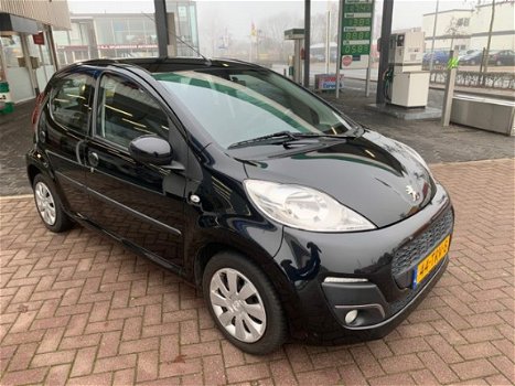 Peugeot 107 - 1.0 Active 5drs NL auto 2e eig. 45.000km Airco #RIJKLAAR - 1