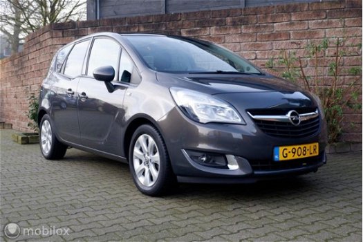 Opel Meriva - 1.4 T. 120PK Design Edition panorama/nav/tel/pdc/lmv16 - 1