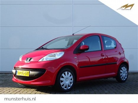 Peugeot 107 - 1.0-12V XS - 5 deurs - 1