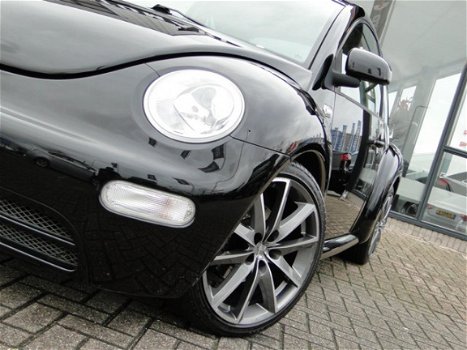 Volkswagen New Beetle - 2.0 Highline | Airco | 18 inch | Leder | APK tot 09-2020 | YOUNGTIMER - 1