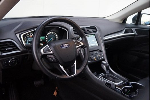 Ford Mondeo Wagon - 1.5 Titanium Volleder+Panorama-dak+ Navigatie = VOL - 1