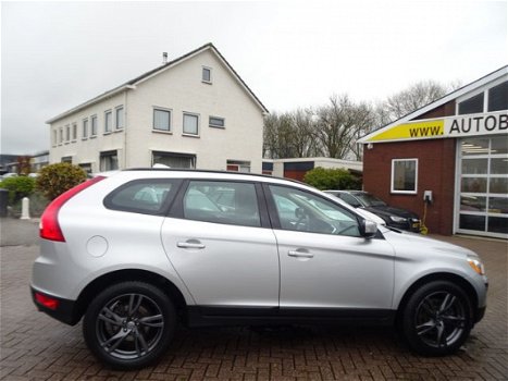 Volvo XC60 - 2.0T 203pk Automaat Navi, 18''Lmv, Trekhaak, - 1