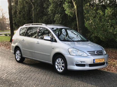 Toyota Avensis Verso - 2.0i Linea Sol 7p. (bj 2004) MET APK / NAVIGATIE / PDC - 1