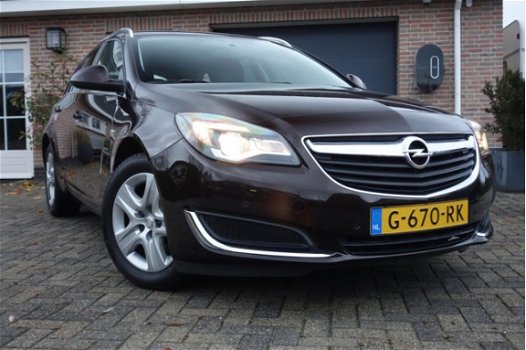 Opel Insignia Sports Tourer - 1.6 T Edition automaat-navi-pdc - 1