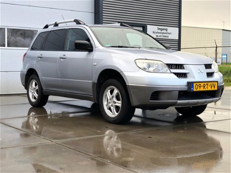 Mitsubishi Outlander - 2.0 Invite plus /AIRCO/DEALER ONDERHOUDEN / NW.APK - 1