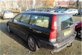 Volvo V70 - 2.5 D Comfort Line MOTOR DEFECT - 1 - Thumbnail