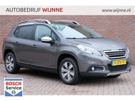 Peugeot 2008 - 1.2 PureTech 82pk Style | Navi | Climate | Panoramadak | Cruise - 1