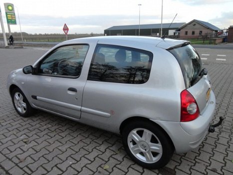 Renault Clio - 1.2-16V Authentique Comfort - 1