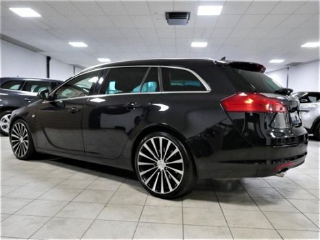 Opel Insignia Sports Tourer - 2.8 T Sport 4x4 *134dkm* Sportleder/Xenon/Navi/260pk/20 Inch Super Aut - 1