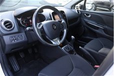 Renault Clio Estate - TCe 90 Limited | PDC + camera | Armsteun | 1e eigenaar | NL-AUTO