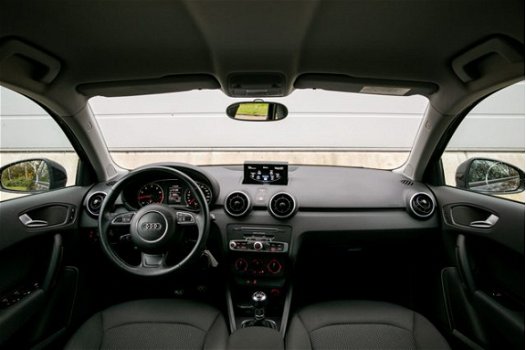Audi A1 Sportback - 1.0 TFSI 95pk Adrenalin + S-Line + 17