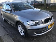 BMW 1-serie - 116i Business Line DISTRIBUTIE KETTING VERNIEUWD