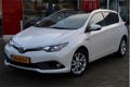 Toyota Auris - 1.8 Hybrid Trend *NAVIGATIE / PARKEERCAMERA / PANORAMADAK - 1 - Thumbnail