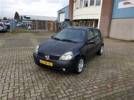 Renault Clio - 1.2 16V Expression 5DRS - 1