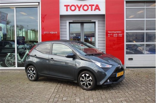 Toyota Aygo - 1.0 VVT-i x-first met elektrisch vouwdak en sub woofer - 1