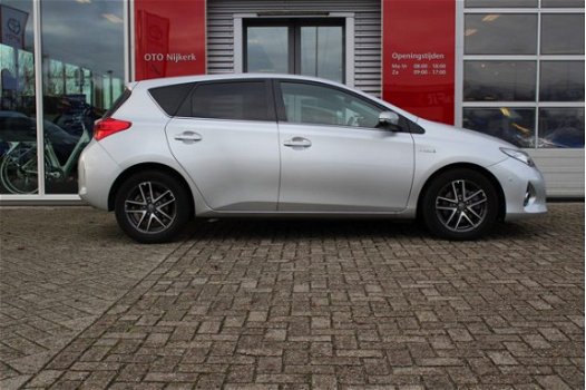 Toyota Auris - 1.8 Hybrid Lease Plus - 1