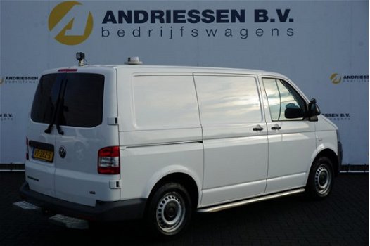 Volkswagen Transporter - T5 2.0TDI 140PK L1H1* Inrichting* Airco, Cruise Control, Lederen MF Stuurwi - 1